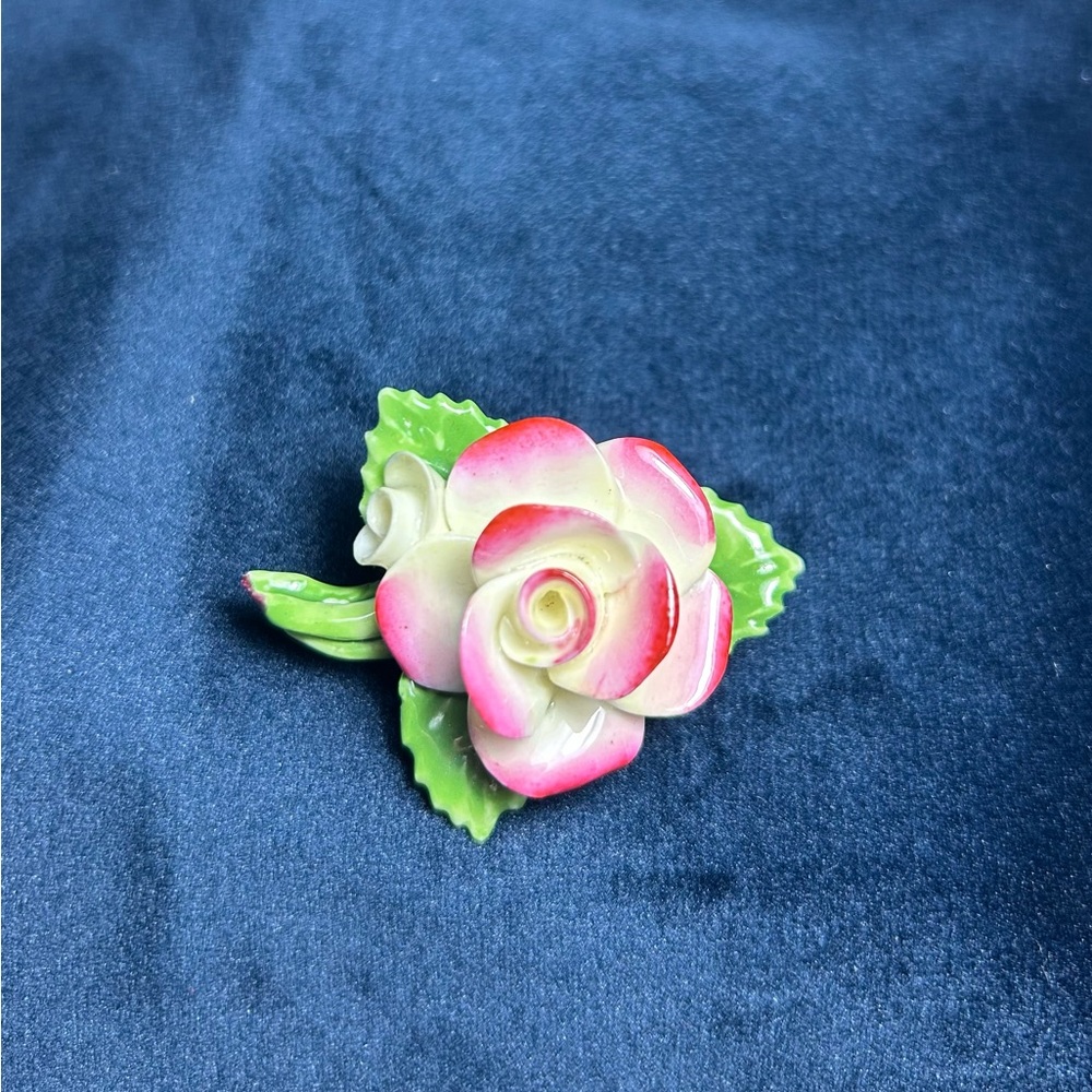 Cara China Staffordshire Porcelain Rose Brooch – Made in England